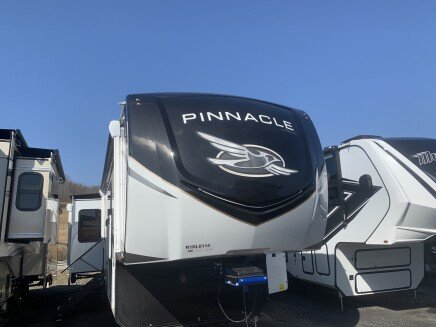 Photo 1 for New 2024 JAYCO Pinnacle