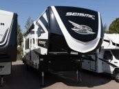 2024 JAYCO Seismic