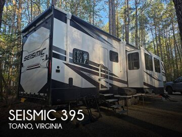 2024 JAYCO Seismic