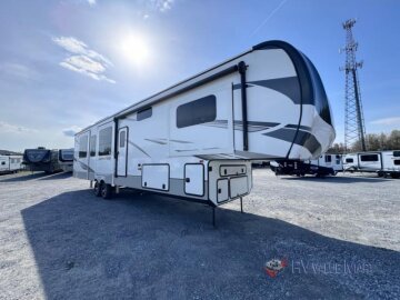 New 2024 KZ Durango G391RKF
