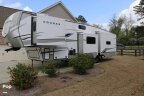 Thumbnail Photo 2 for 2024 Keystone Cougar 368MBI