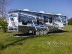 Thumbnail Photo 6 for New 2024 Keystone Fuzion