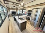 Thumbnail Photo 6 for 2024 Keystone Montana 3531RE