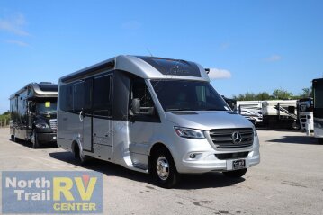 2024 Leisure Travel Vans Unity