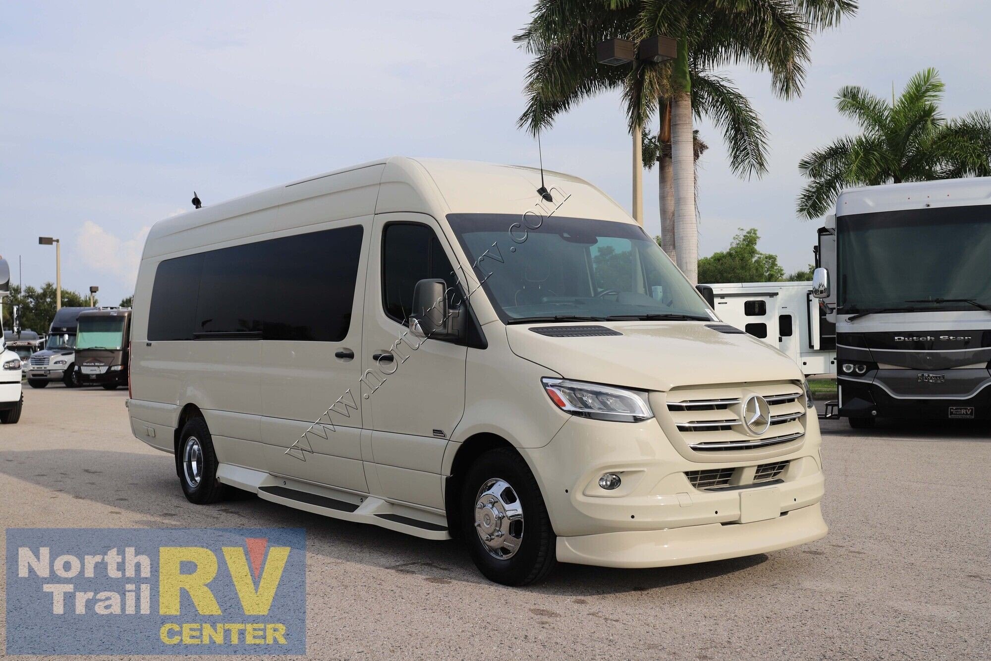 2024 Midwest Automotive Luxe Cruiser