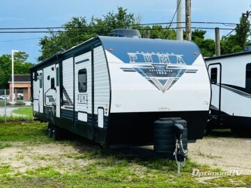 New 2024 Palomino Puma 32BHQS