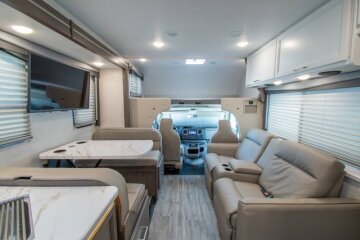 2024 Thor Four Winds 28Z