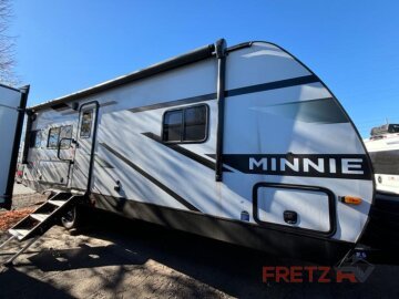 New 2024 Winnebago Minnie