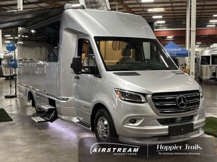 Photo 1 for New 2025 Airstream Atlas