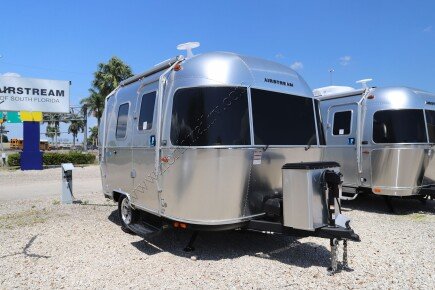 Photo 1 for New 2025 Airstream Bambi