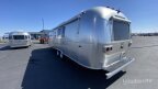 Thumbnail Photo 5 for New 2025 Airstream Classic