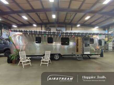 Photo 1 for New 2025 Airstream Classic