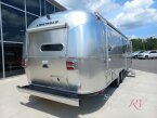 Thumbnail Photo 4 for New 2025 Airstream Flying Cloud