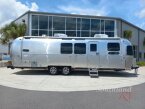 Thumbnail Photo 3 for New 2025 Airstream Flying Cloud