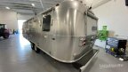 Thumbnail Photo 5 for New 2025 Airstream Flying Cloud