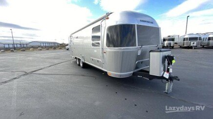 Photo 1 for New 2025 Airstream Flying Cloud
