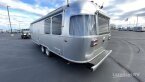 Thumbnail Photo 5 for New 2025 Airstream Flying Cloud