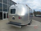 Thumbnail Photo 4 for New 2025 Airstream Flying Cloud