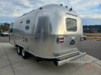 Thumbnail Photo 6 for New 2025 Airstream Flying Cloud