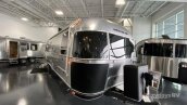 New 2025 Airstream Flying Cloud