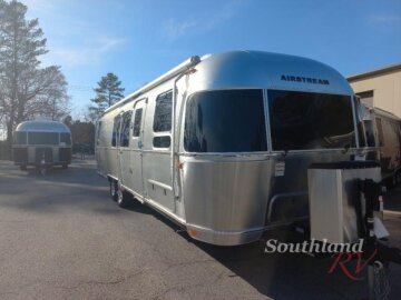 2025 Airstream Flying Cloud