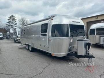 2025 Airstream Flying Cloud