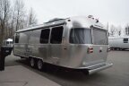 Thumbnail Photo 2 for New 2025 Airstream Flying Cloud