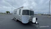 New 2025 Airstream Flying Cloud