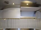 Thumbnail Photo 6 for New 2025 Airstream Flying Cloud