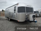 New 2025 Airstream Flying Cloud