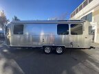 Thumbnail Photo 4 for New 2025 Airstream Flying Cloud