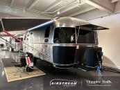 New 2025 Airstream Flying Cloud