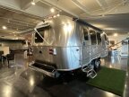 Thumbnail Photo 5 for New 2025 Airstream Flying Cloud