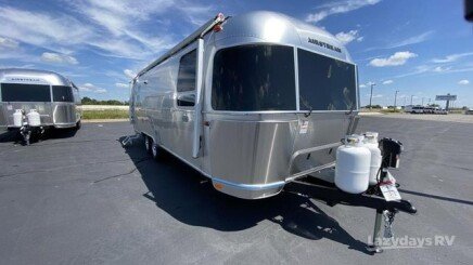 Photo 1 for New 2025 Airstream Globetrotter