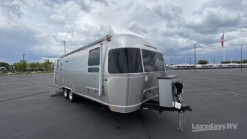 New 2025 Airstream Globetrotter