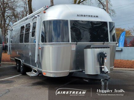 Photo 1 for New 2025 Airstream International