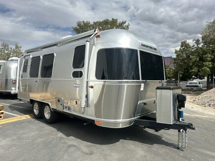 Photo 1 for New 2025 Airstream International