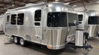 Thumbnail Photo 5 for New 2025 Airstream International