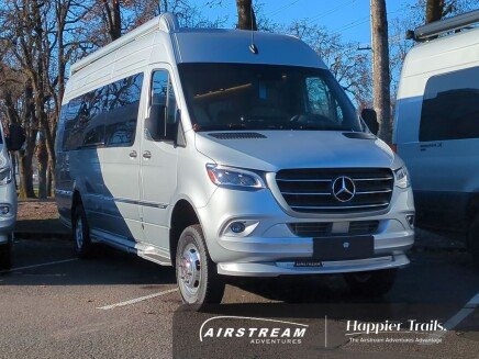 Photo 1 for New 2025 Airstream Interstate