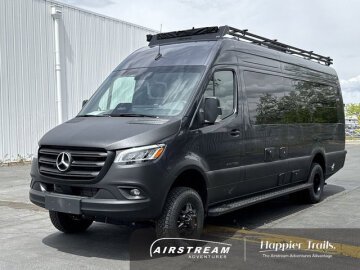 New 2025 Airstream Interstate