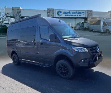 New 2025 Airstream Interstate