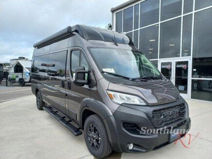 Photo 1 for New 2025 Airstream Rangeline