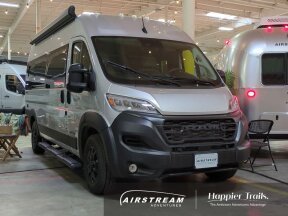 New 2025 Airstream Rangeline