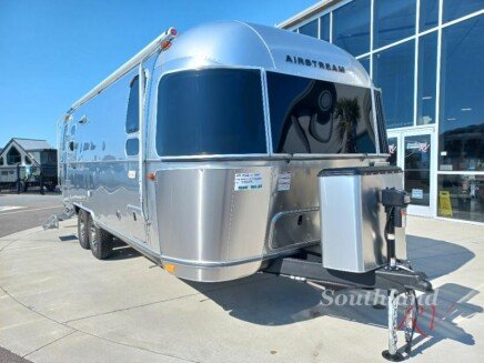 Photo 1 for New 2025 Airstream Trade Wind
