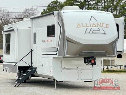 Photo 1 for New 2025 Alliance Paradigm 395DS
