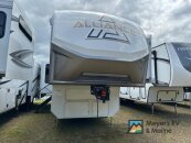 New 2025 Alliance Paradigm 310RL