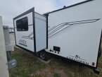 Thumbnail Photo 4 for New 2025 Coachmen Apex