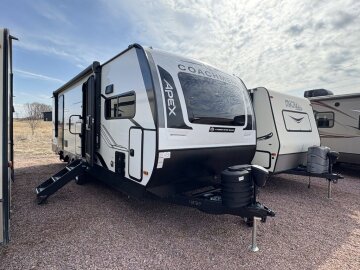New 2025 Coachmen Apex