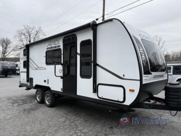 New 2025 Coachmen Apex 208BHS