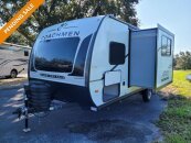 New 2025 Coachmen Apex 194BHS